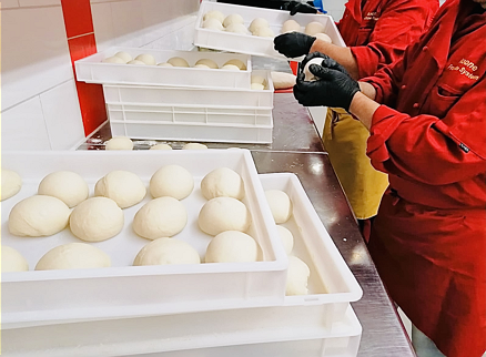  Tassone Arbeitsplatz 